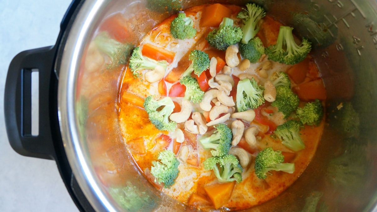 cooking thai pumpkin curry in instant pot