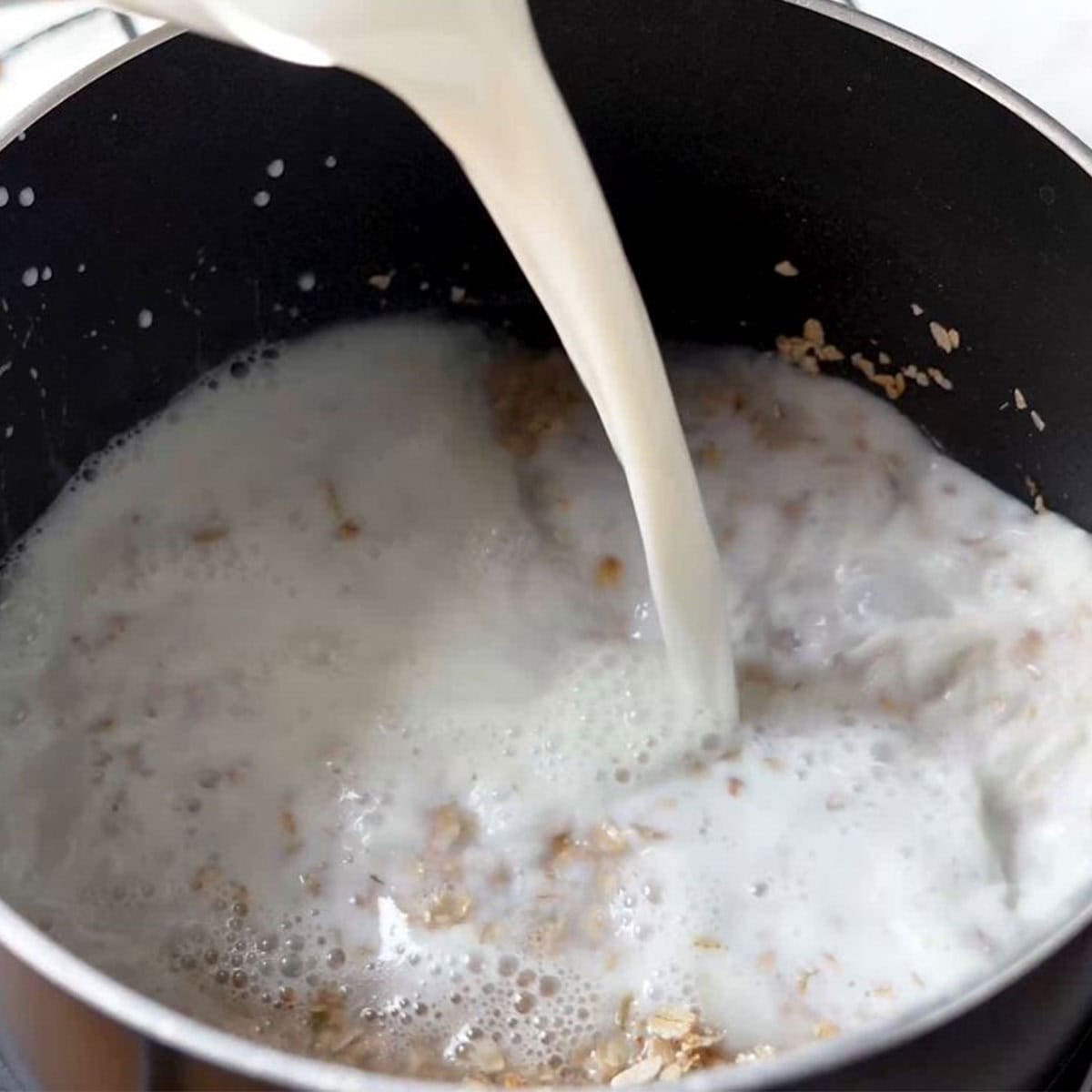 add milk to the pan with oats to make kheer