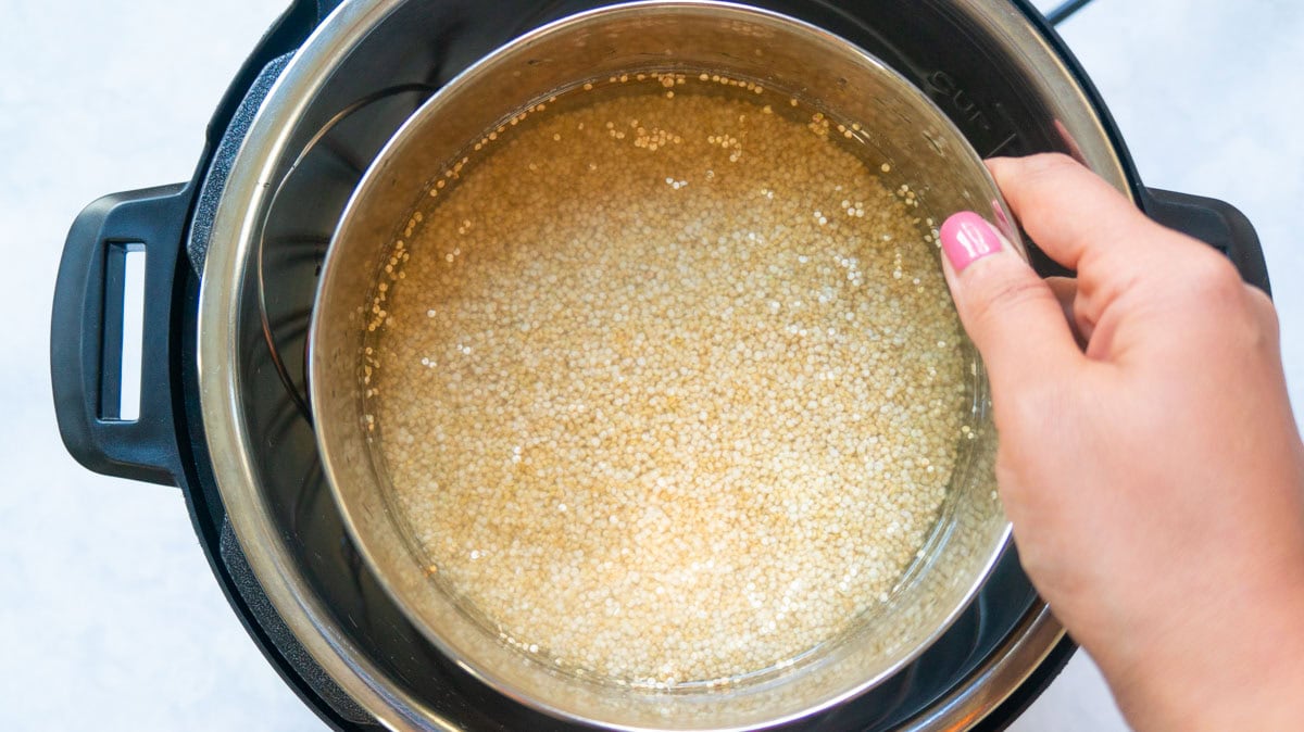 Cooking quinoa in instant pot using pot-in-pot method