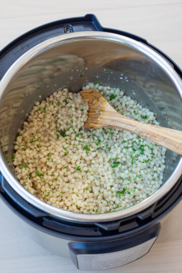 Couscous cooked in instant pot