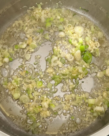saute green onion in instant pot to cook garlic noodles