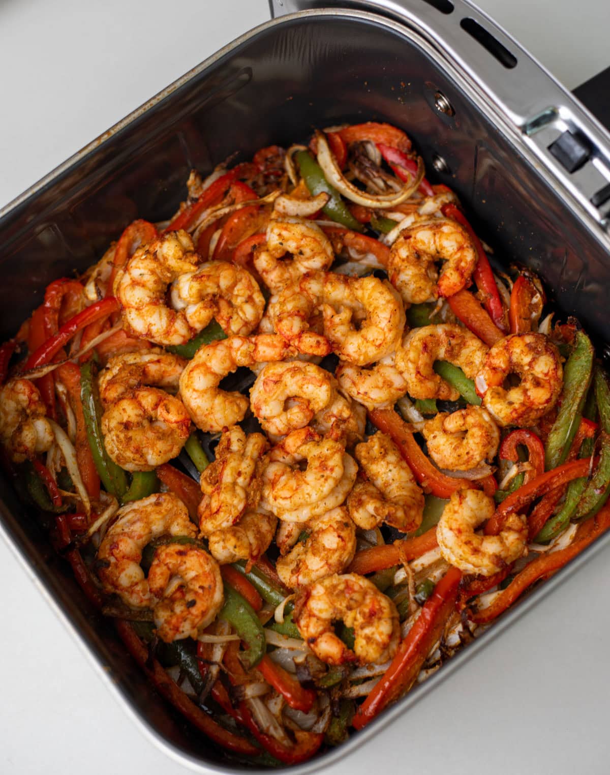 Shrimp fajita in air fryer basket
