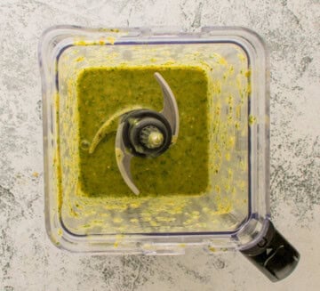 Blending salsa verde dip.